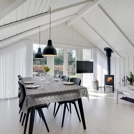 Edvardsine - 12km From The Sea By Interhome *