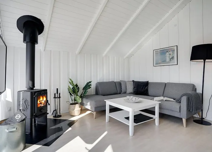 Edvardsine - 12km From The Sea By Interhome *