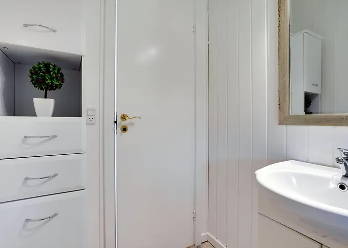 Edvardsine - 12km From The Sea By Interhome Holiday home